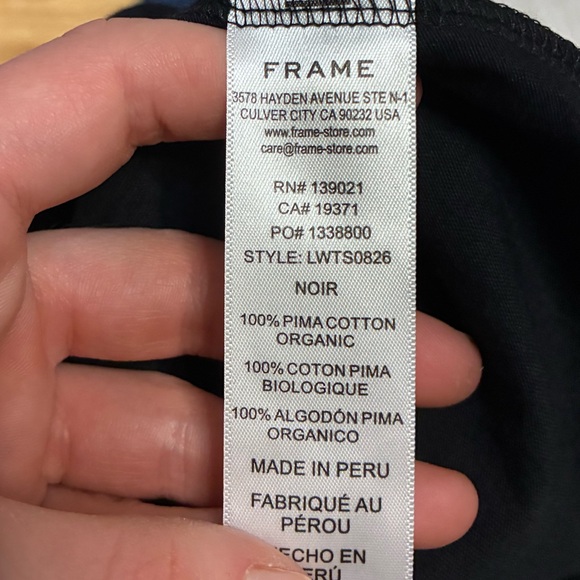 NEW. Frame Le Mid Rise V Neck Tee. NWT - Picture 7 of 7